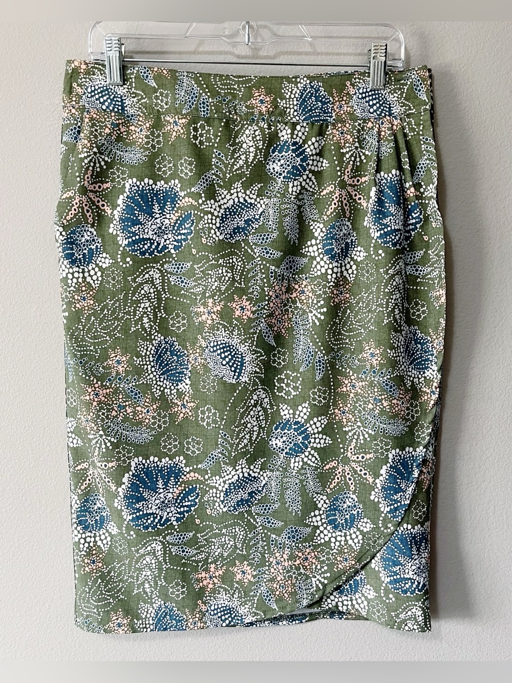 RipSkirt Green Tropical Floral Print Adjustable Skirt Length 3 Size Medium Beach